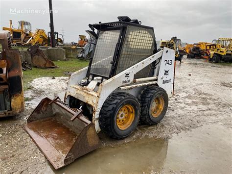 bobcat skid steer 743 specs